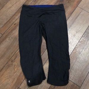 Under Armor black with blue capri leggings